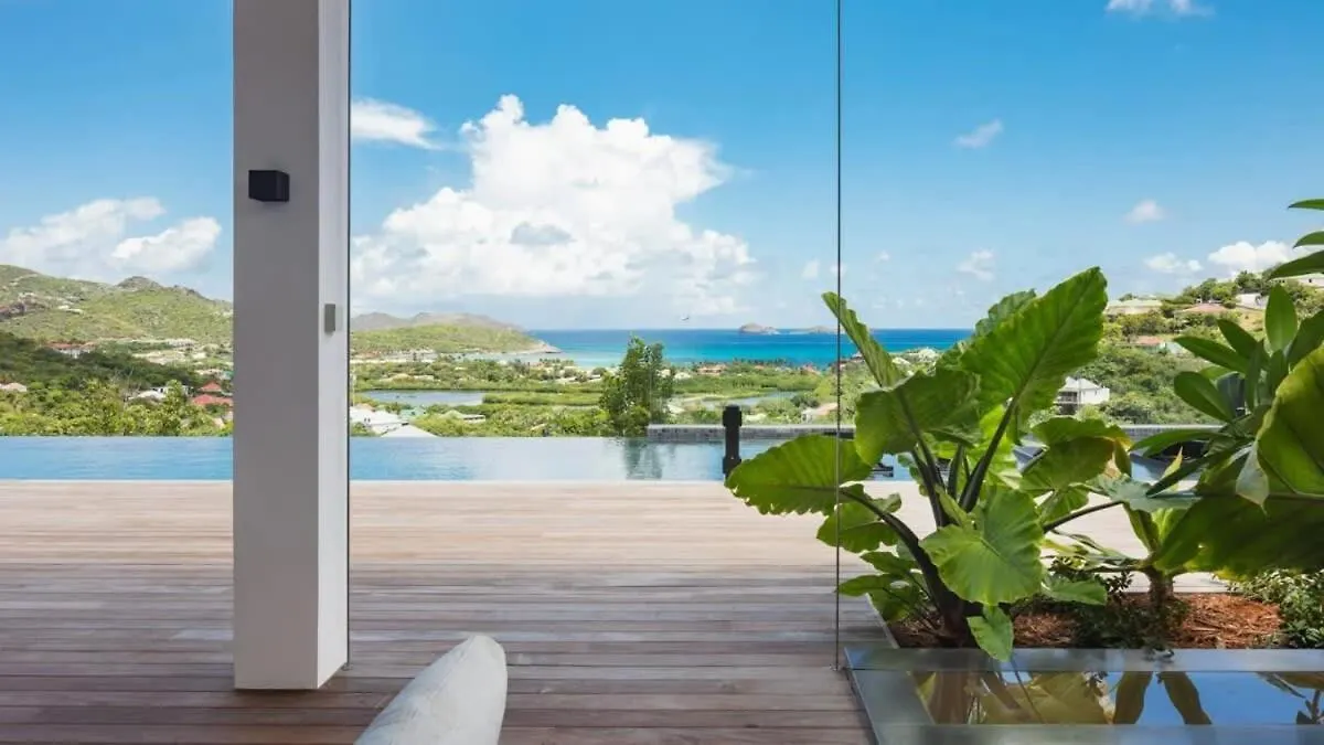 Five-Bedroom Property With Fantastic Views Gustavia Villa
