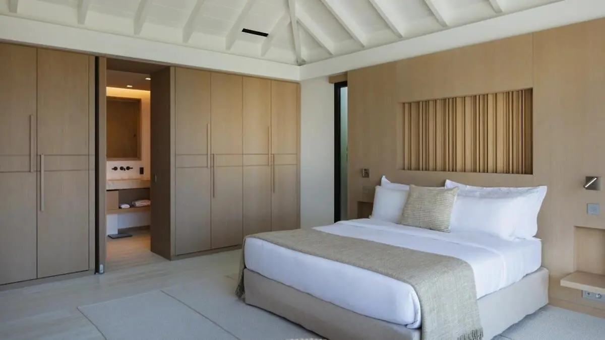 Five-Bedroom Property With Fantastic Views Gustavia