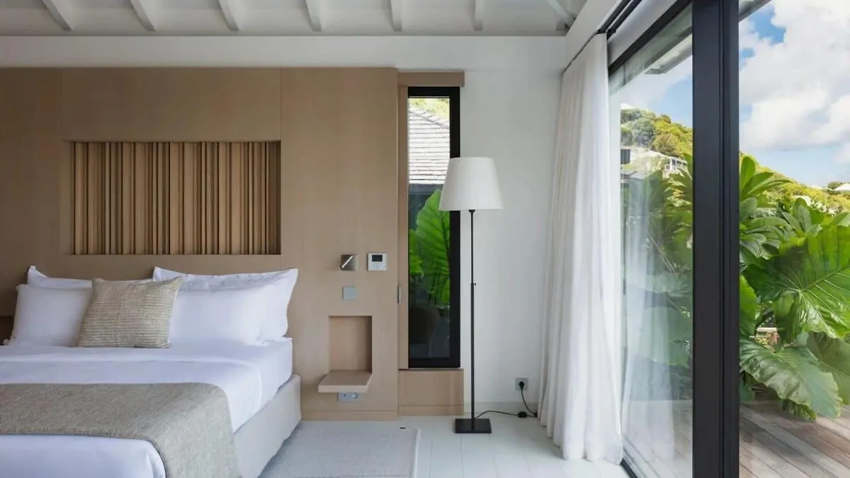 Five-Bedroom Property With Fantastic Views Gustavia 0*,